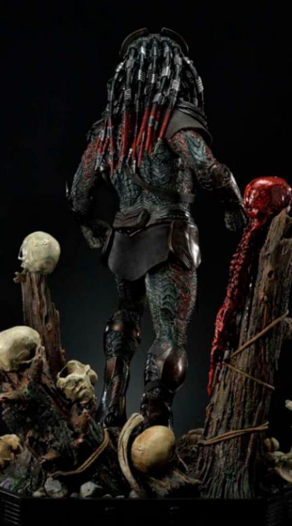 Estatua Berserker Predator