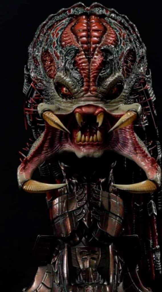 Estatua Berserker Predator 2