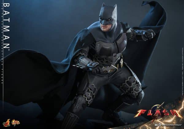 HOT TOYS BATMAN10