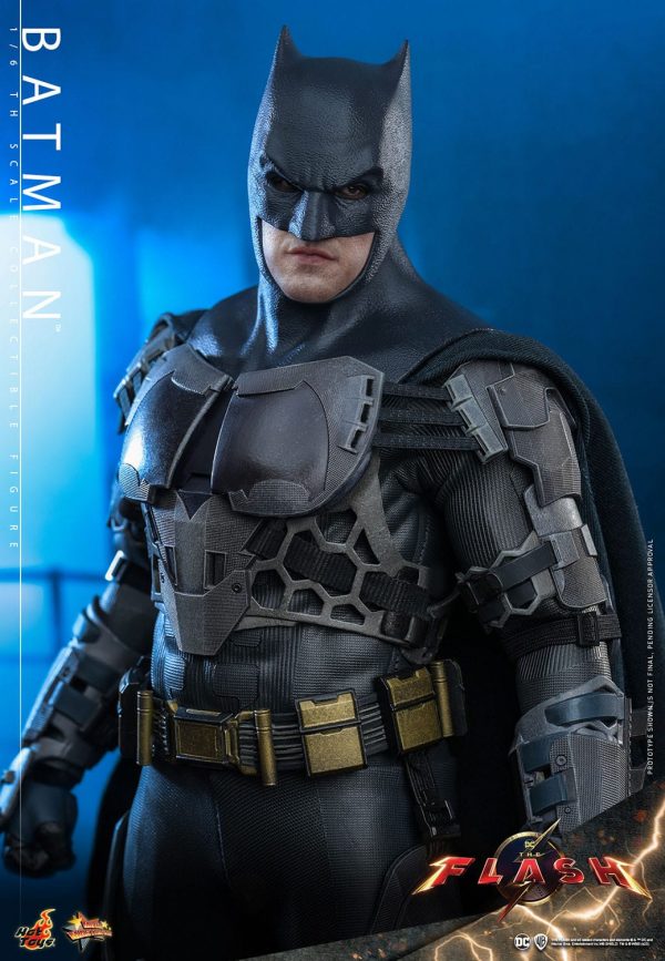 HOT TOYS BATMAN5