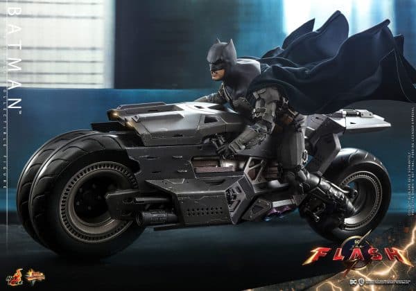 HOT TOYS BATMAN6
