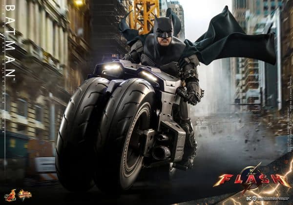 HOT TOYS BATMAN8